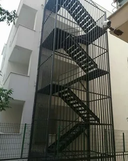 Z Tipi Yangın Merdiveni Hakkında Bilgi Sayfasıdır.